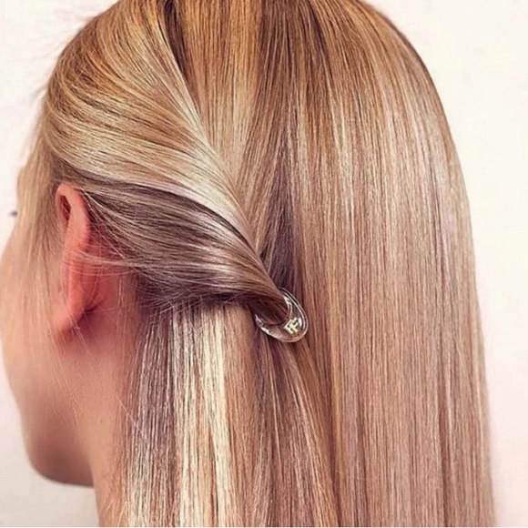 Fiona Franchimon No 1 Hairpin Satin Sand - New Without Box - Picture 5 of 8